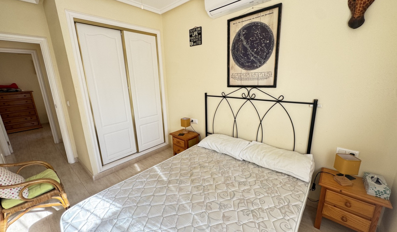 Reventa - Casa de Pueblo - Villamartín