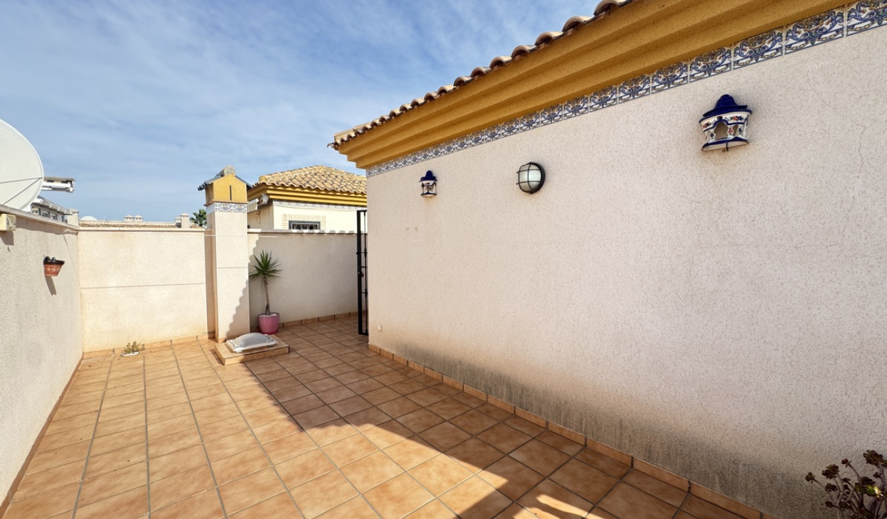 Reventa - Casa de Pueblo - Villamartín