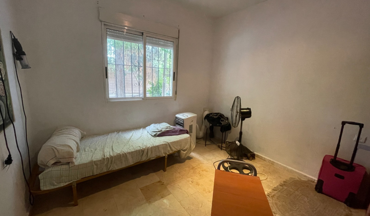 Reventa - Finca / Propiedad de Campo - Albatera