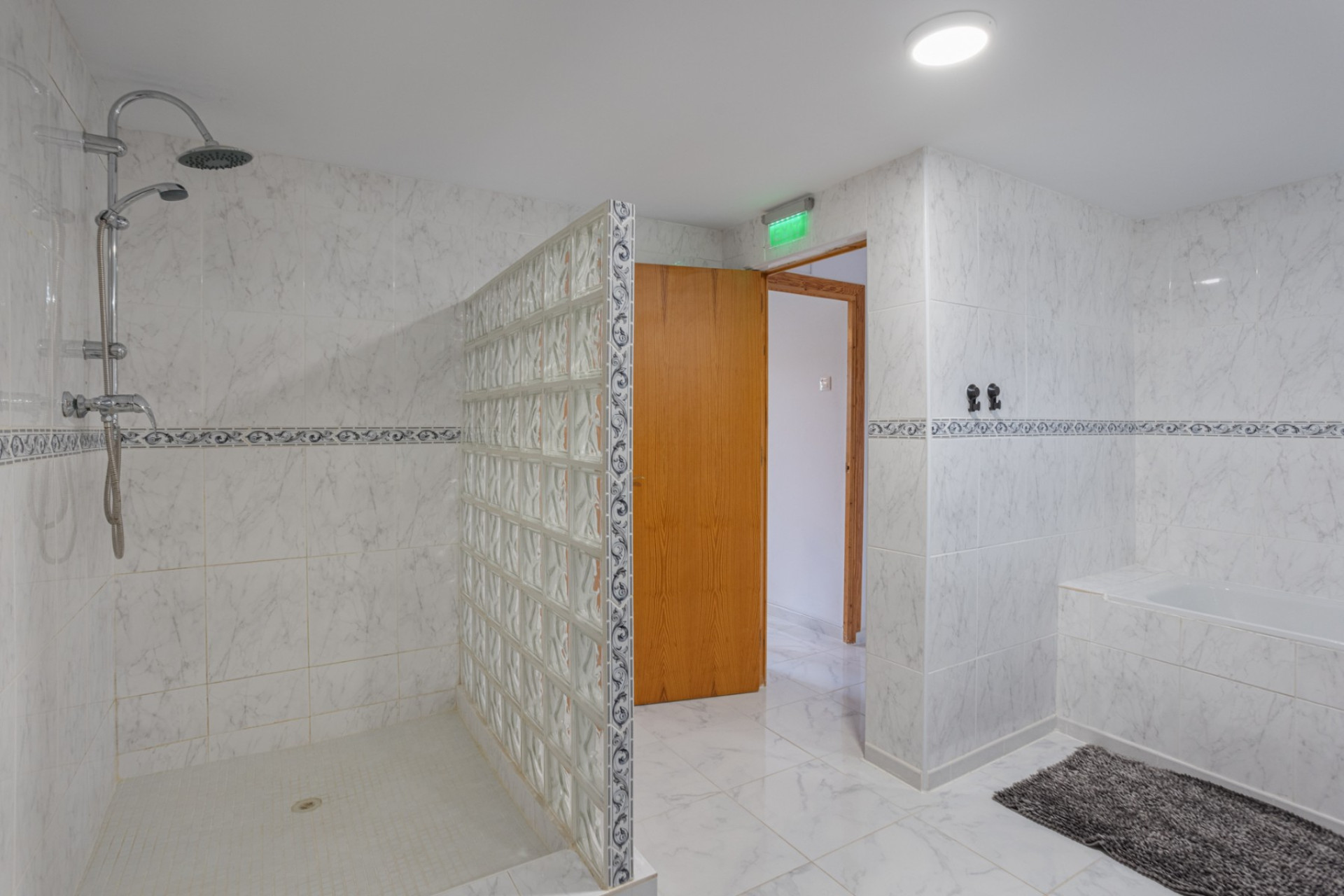 Reventa - Finca / Propiedad de Campo - Albatera