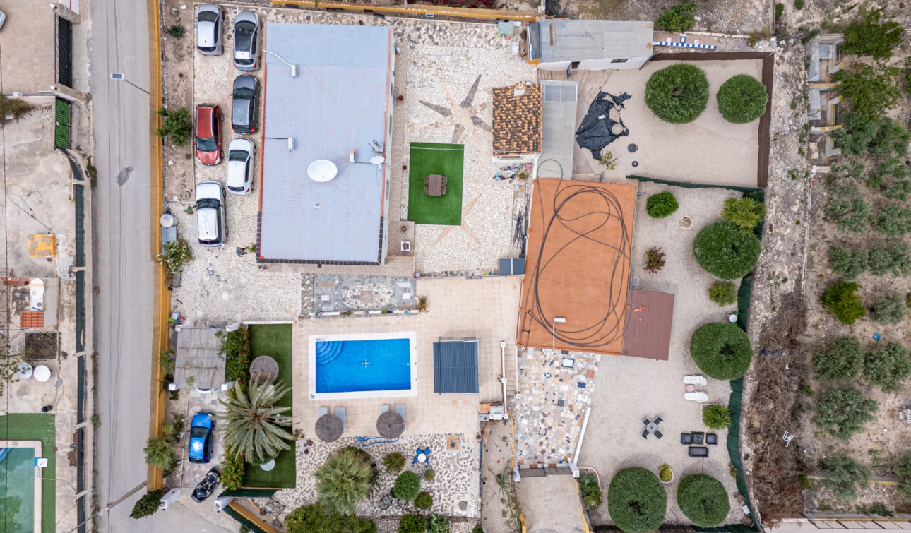 Reventa - Finca / Propiedad de Campo - Albatera