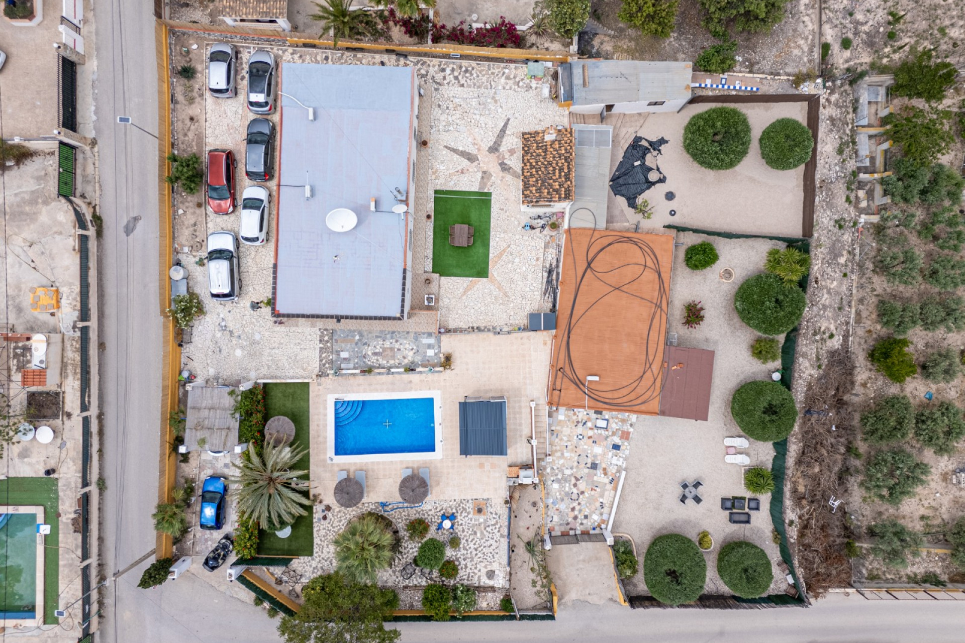 Reventa - Finca / Propiedad de Campo - Albatera