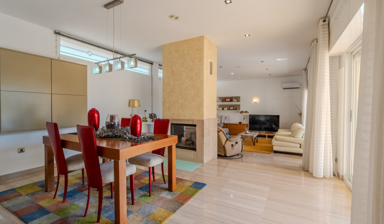 Reventa - Finca / Propiedad de Campo - Almoradí