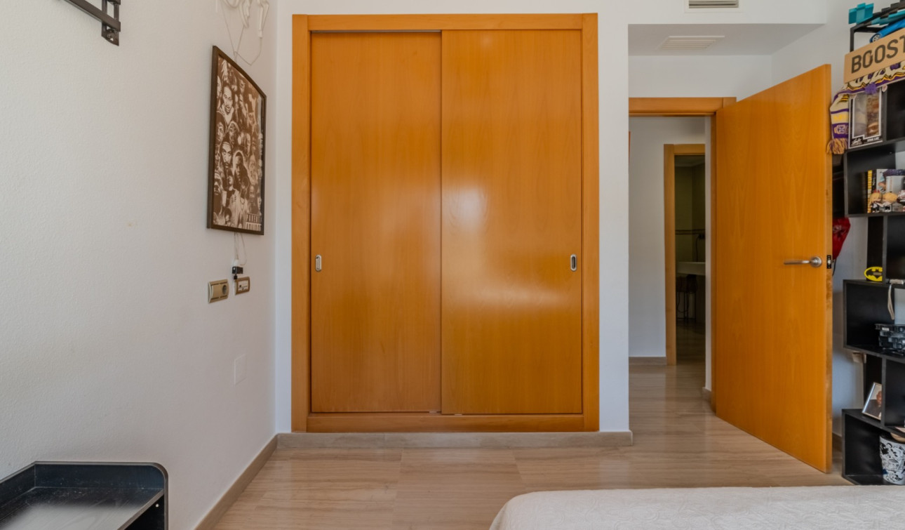 Reventa - Finca / Propiedad de Campo - Almoradí