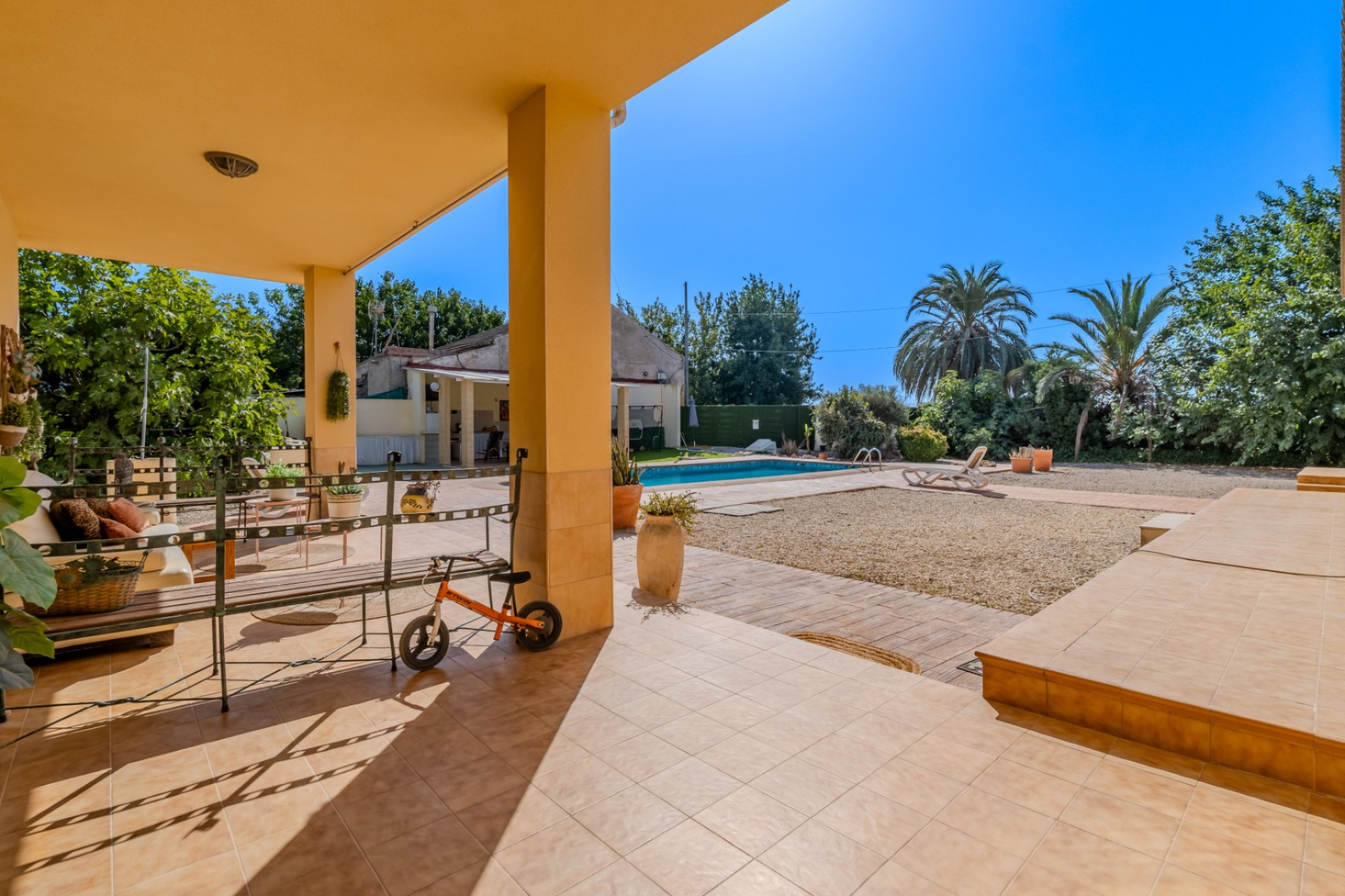 Reventa - Finca / Propiedad de Campo - Almoradí