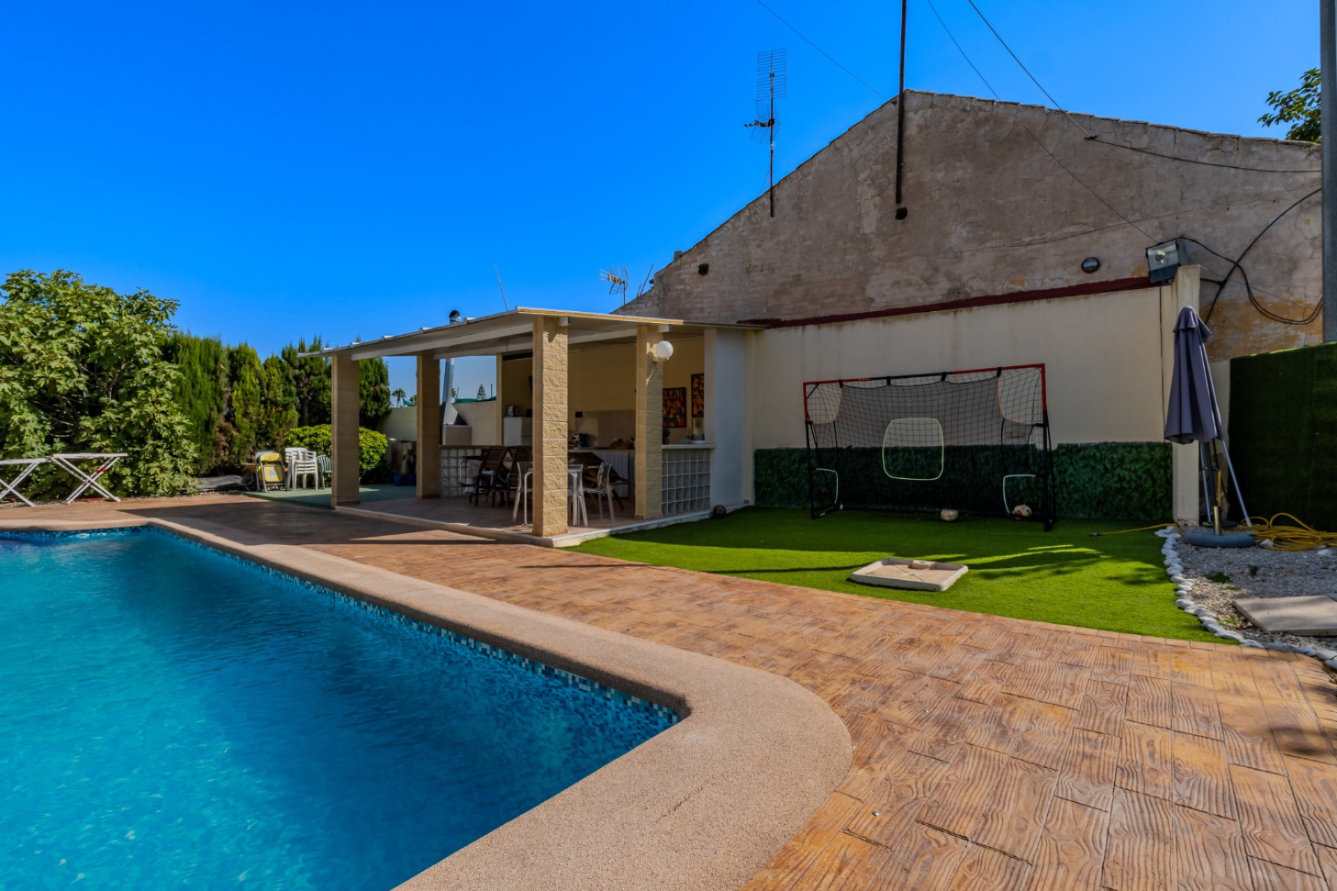Reventa - Finca / Propiedad de Campo - Almoradí
