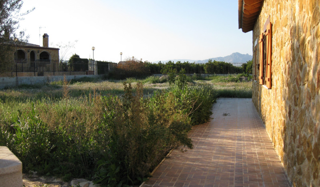 Reventa - Finca / Propiedad de Campo - Benferri