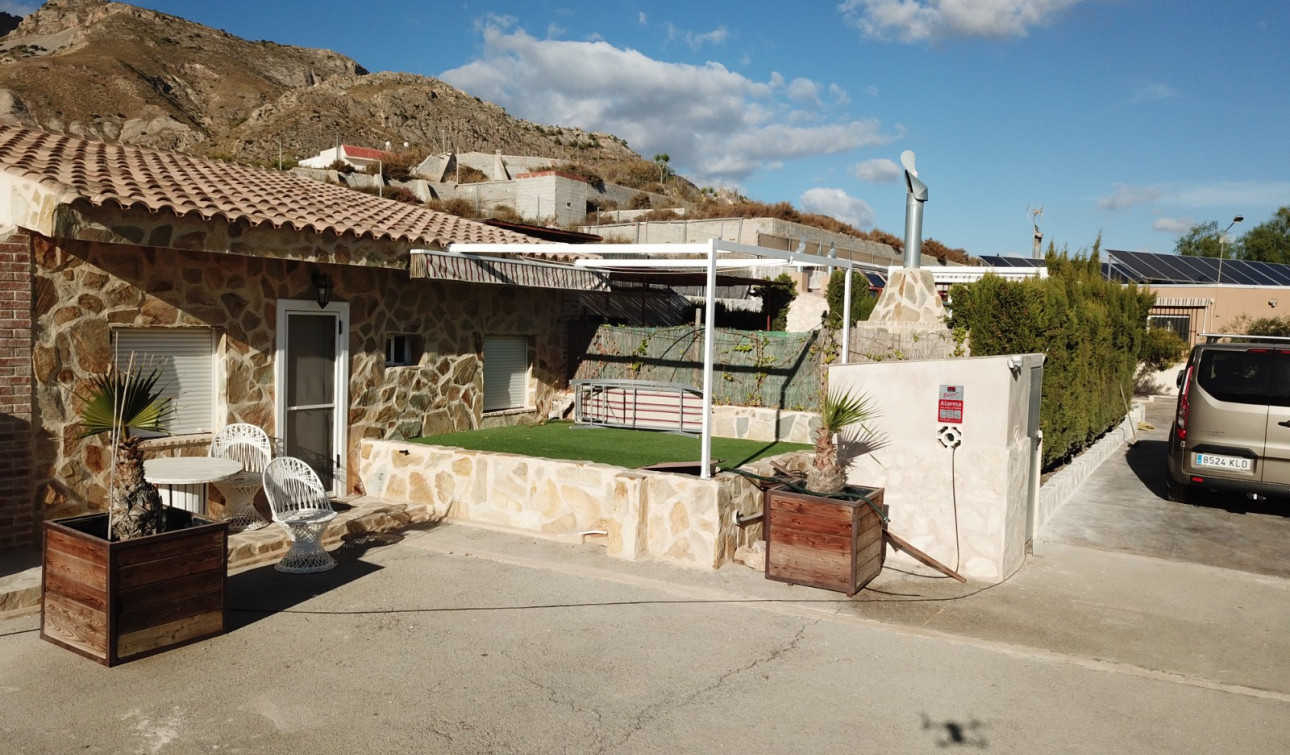 Reventa - Finca / Propiedad de Campo - Crevillente