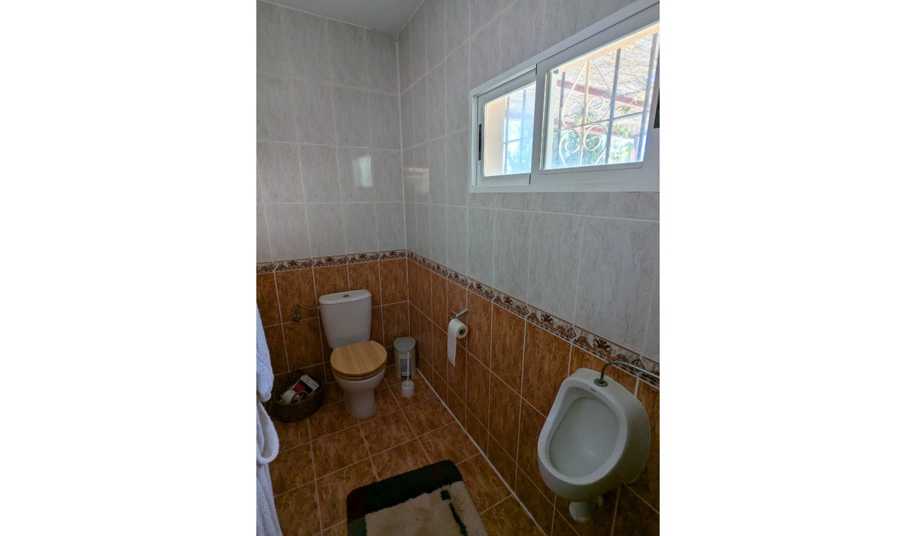 Reventa - Finca / Propiedad de Campo - Crevillente