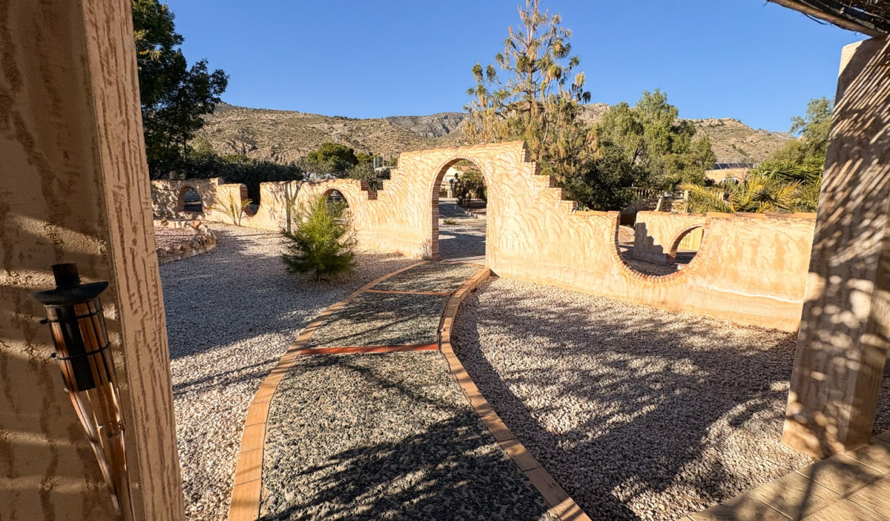 Reventa - Finca / Propiedad de Campo - Crevillente