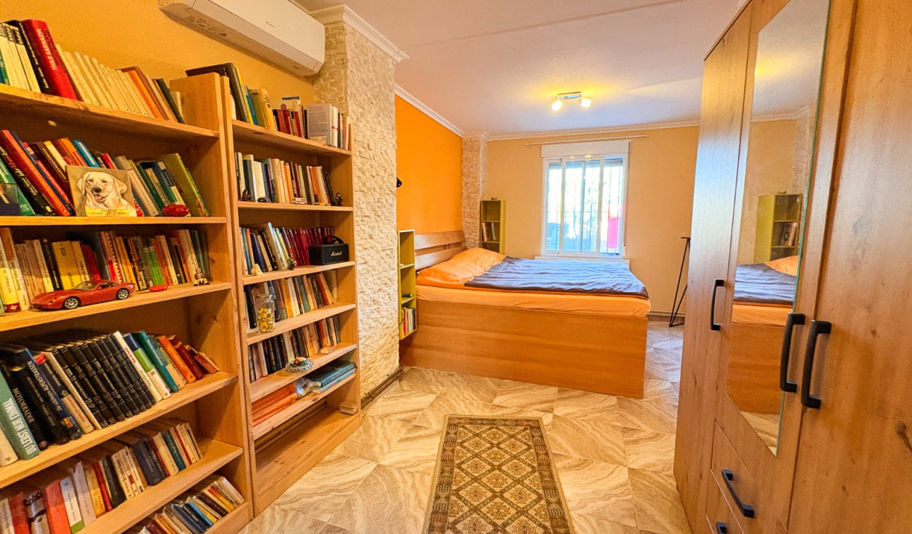 Reventa - Finca / Propiedad de Campo - Crevillente