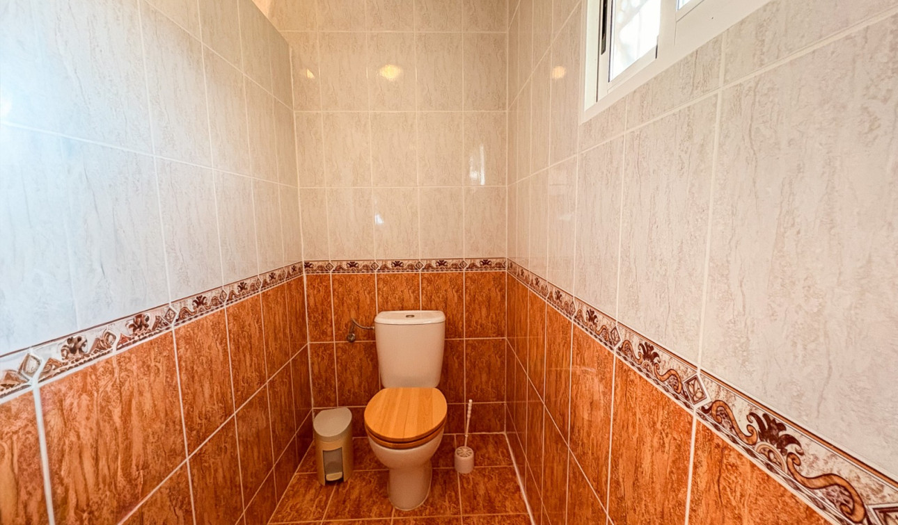 Reventa - Finca / Propiedad de Campo - Crevillente