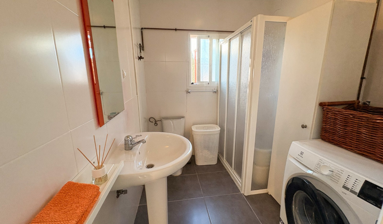 Reventa - Finca / Propiedad de Campo - Crevillente