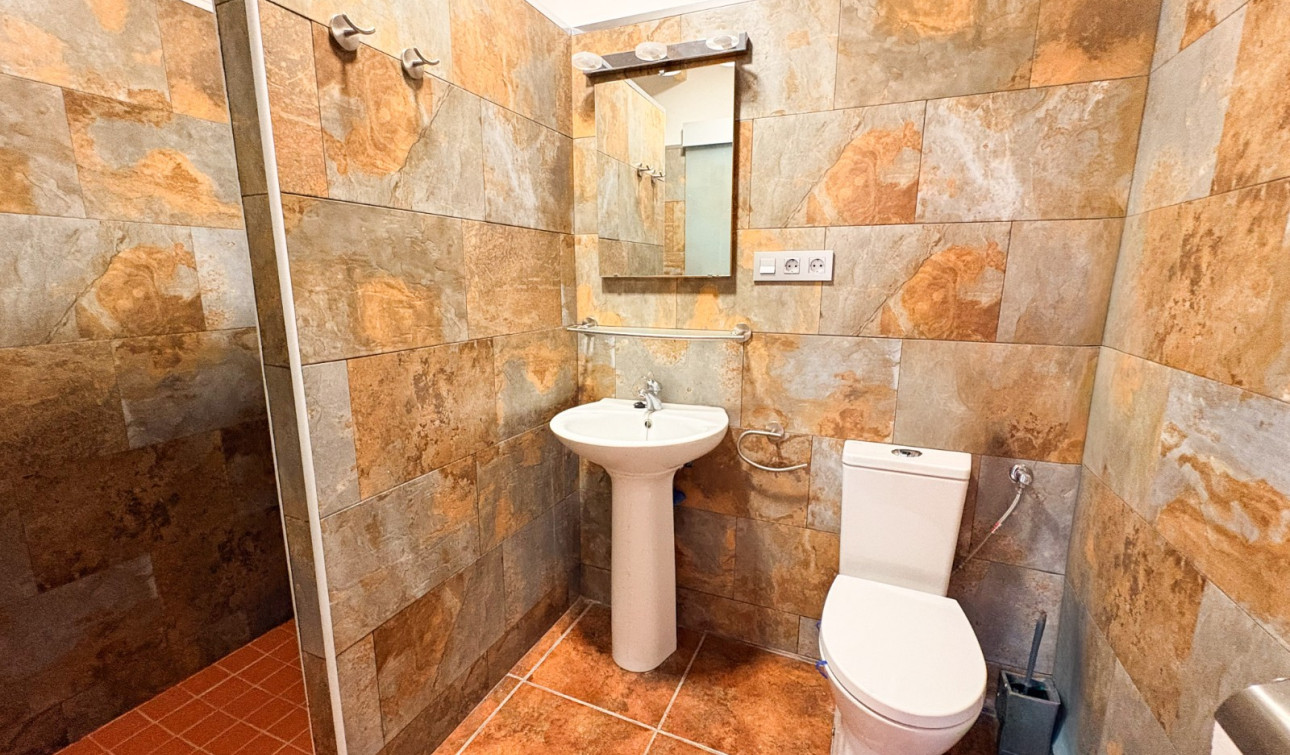 Reventa - Finca / Propiedad de Campo - Crevillente