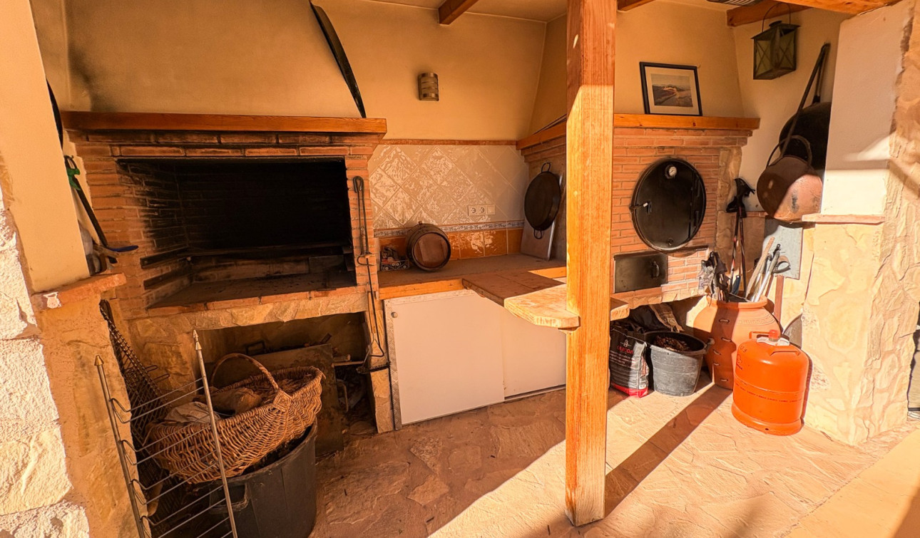 Reventa - Finca / Propiedad de Campo - Crevillente