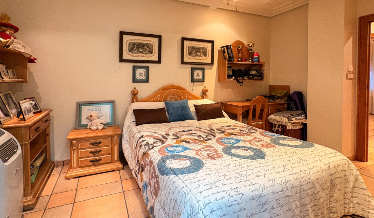 Reventa - Finca / Propiedad de Campo - Elche - Altzabares Alto