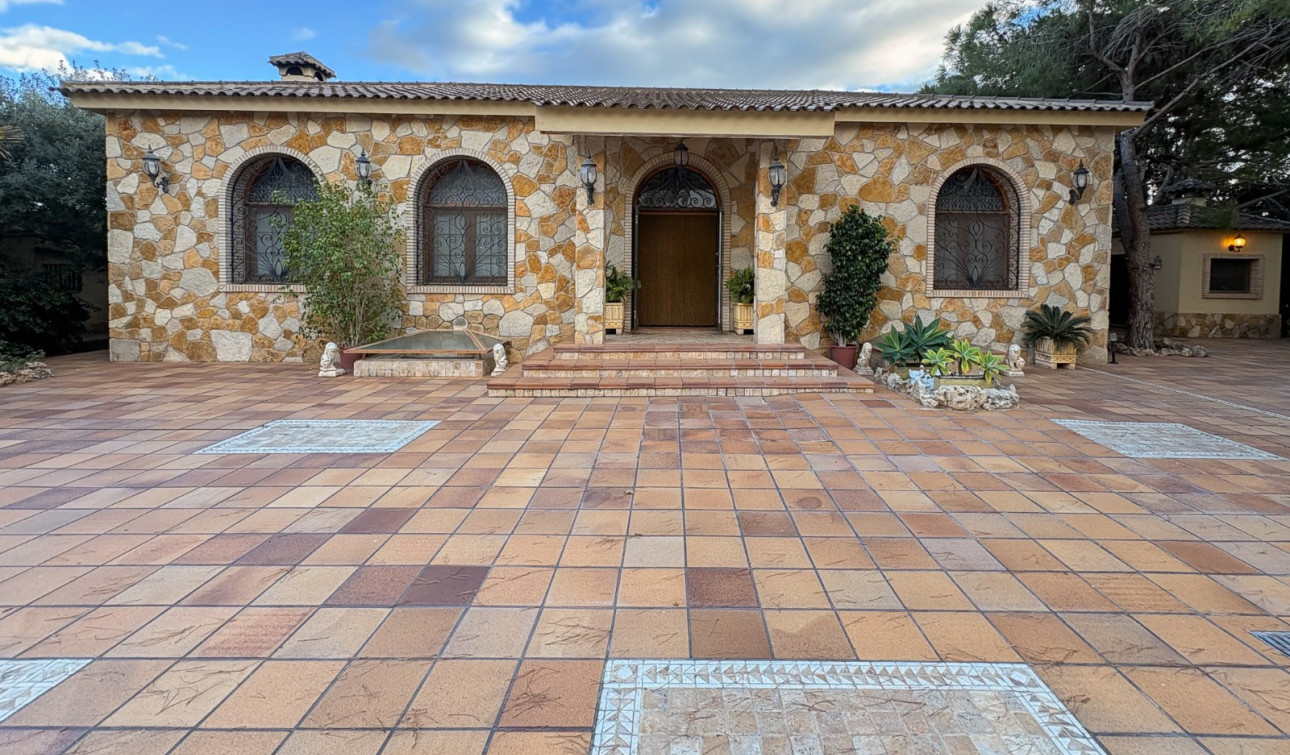 Reventa - Finca / Propiedad de Campo - Elche - Altzabares Alto