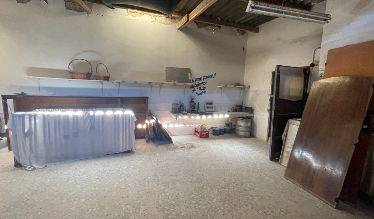 Reventa - Finca / Propiedad de Campo - Elche