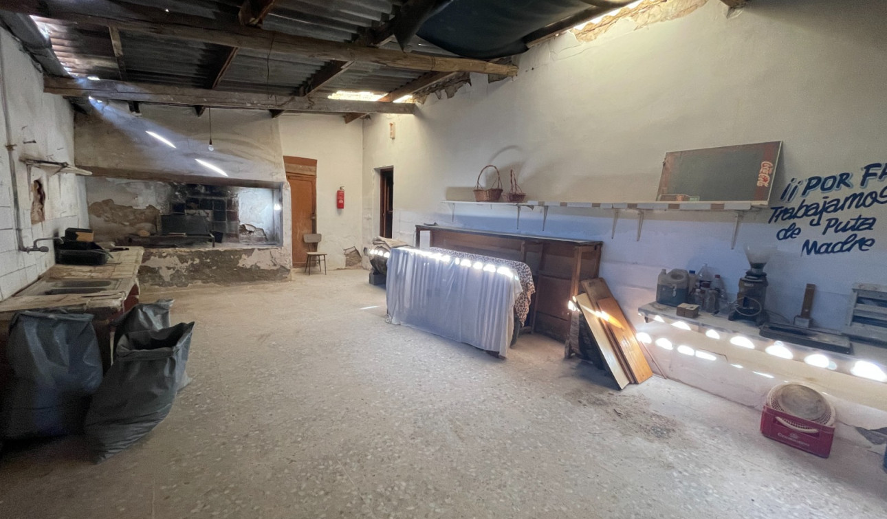 Reventa - Finca / Propiedad de Campo - Elche