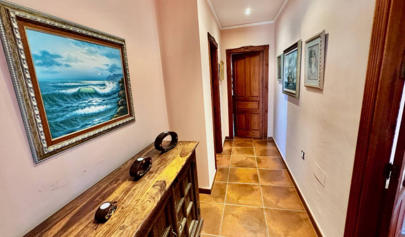 Reventa - Finca / Propiedad de Campo - Los Montesinos