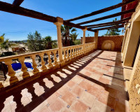 Reventa - Finca / Propiedad de Campo - Los Montesinos