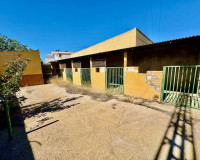 Reventa - Finca / Propiedad de Campo - Los Montesinos