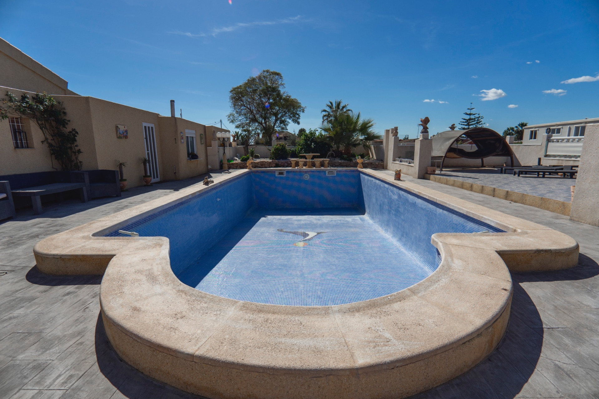 Reventa - Finca / Propiedad de Campo - Los Montesinos