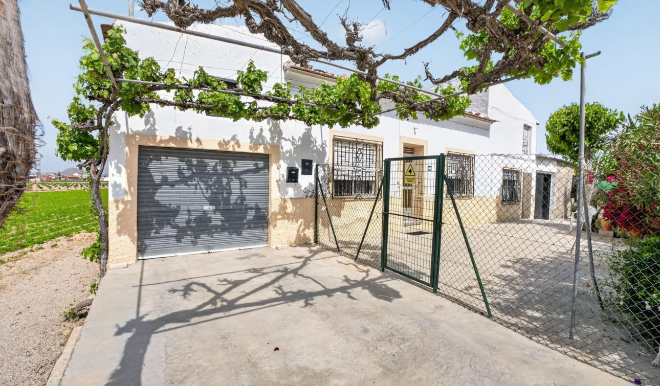 Reventa - Finca / Propiedad de Campo - Orihuela - Desamparados-Hurchillo-Torremendo