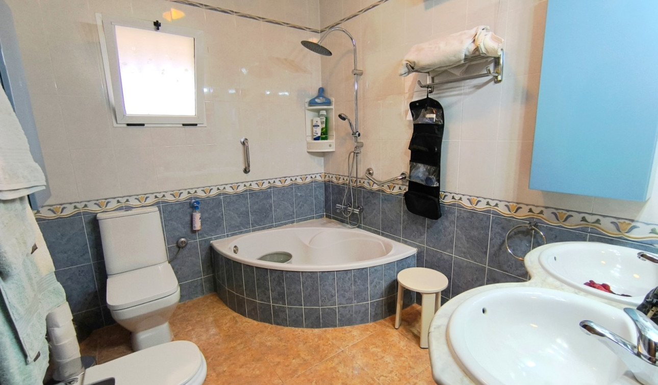 Reventa - Finca / Propiedad de Campo - Orihuela