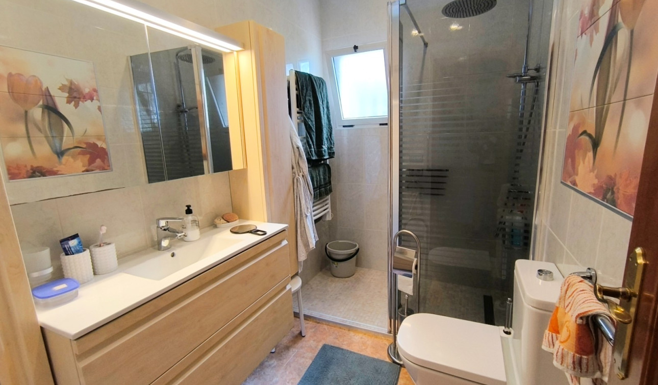 Reventa - Finca / Propiedad de Campo - Orihuela