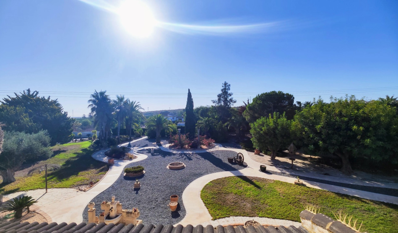 Reventa - Finca / Propiedad de Campo - San Miguel de Salinas