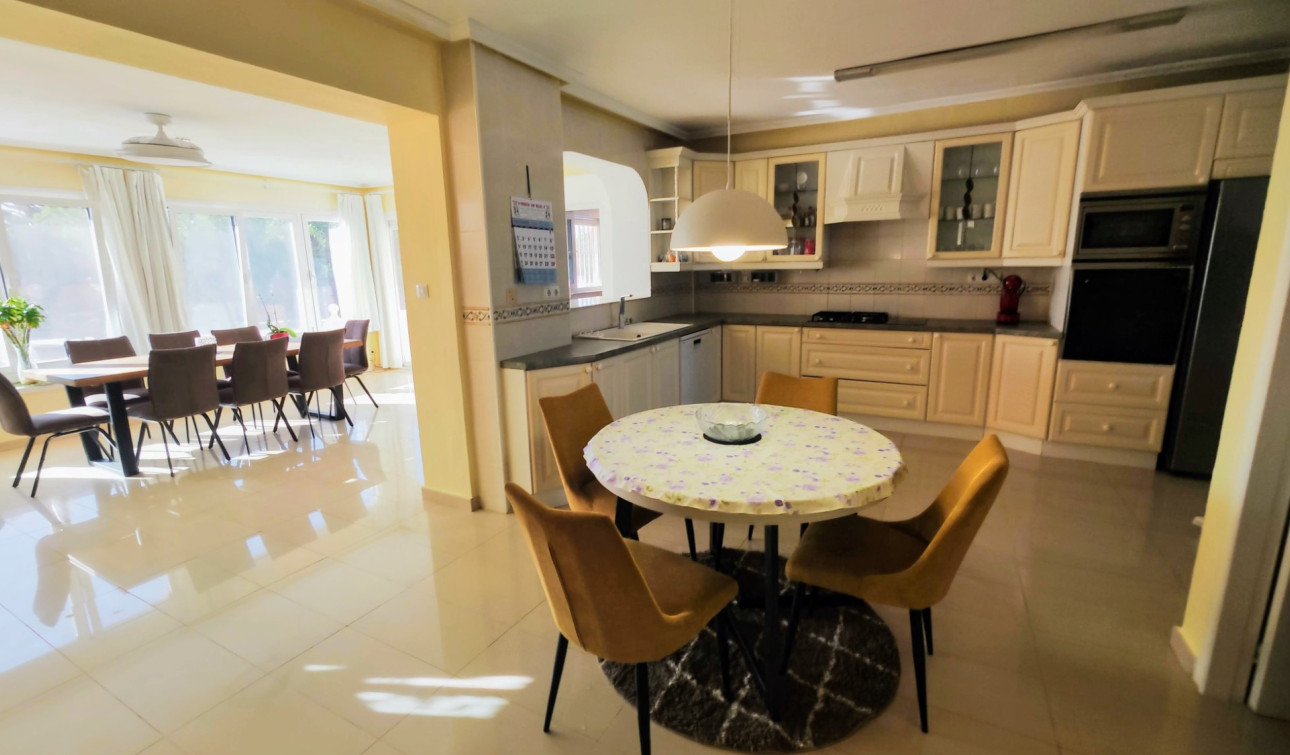 Reventa - Finca / Propiedad de Campo - San Miguel de Salinas