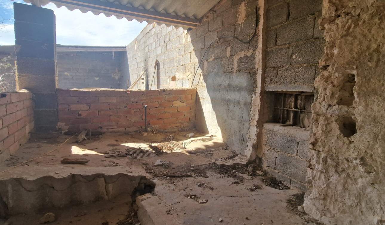 Reventa - Finca / Propiedad de Campo - San Miguel de Salinas