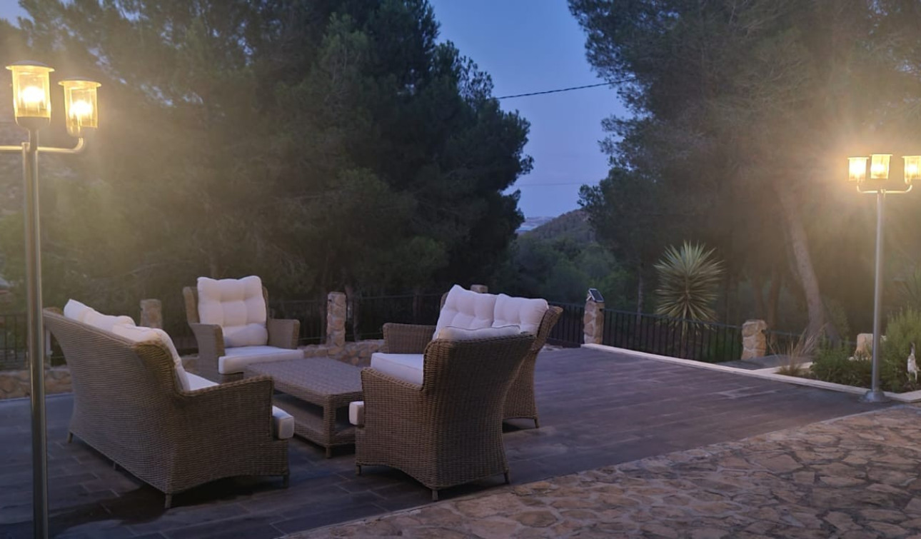 Reventa - Finca / Propiedad de Campo - Torremendo