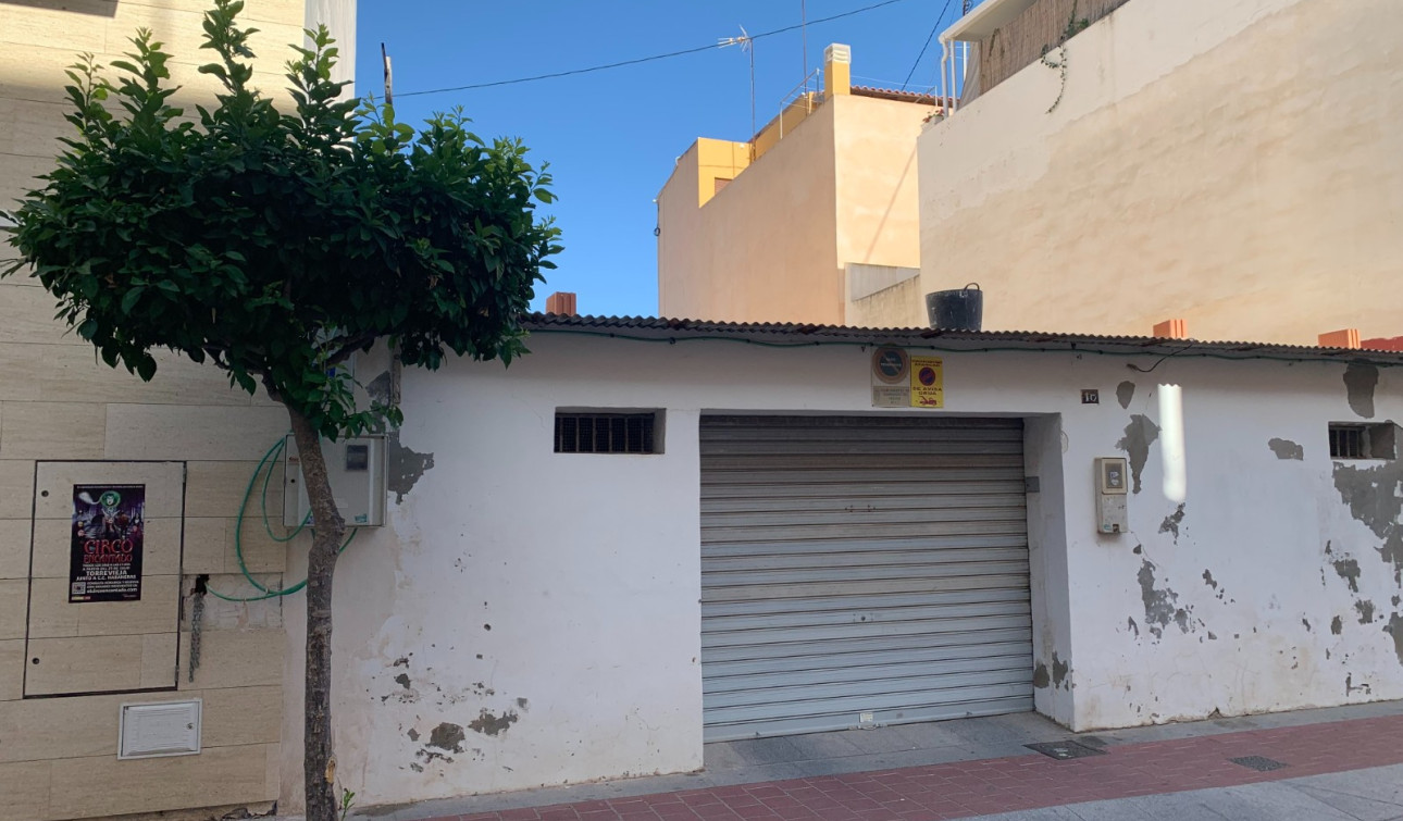 Reventa - Parcela / Terreno - Guardamar del Segura