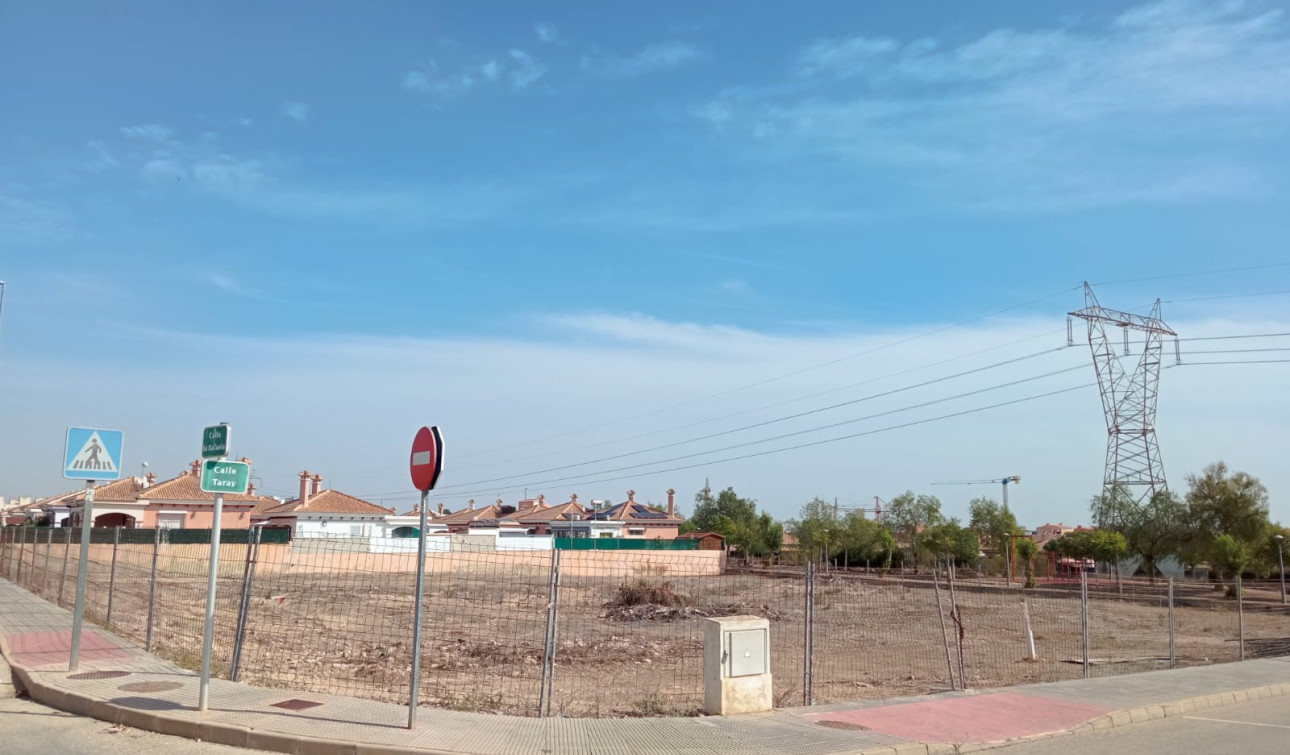 Reventa - Parcela / Terreno - Los Montesinos - La Herrada