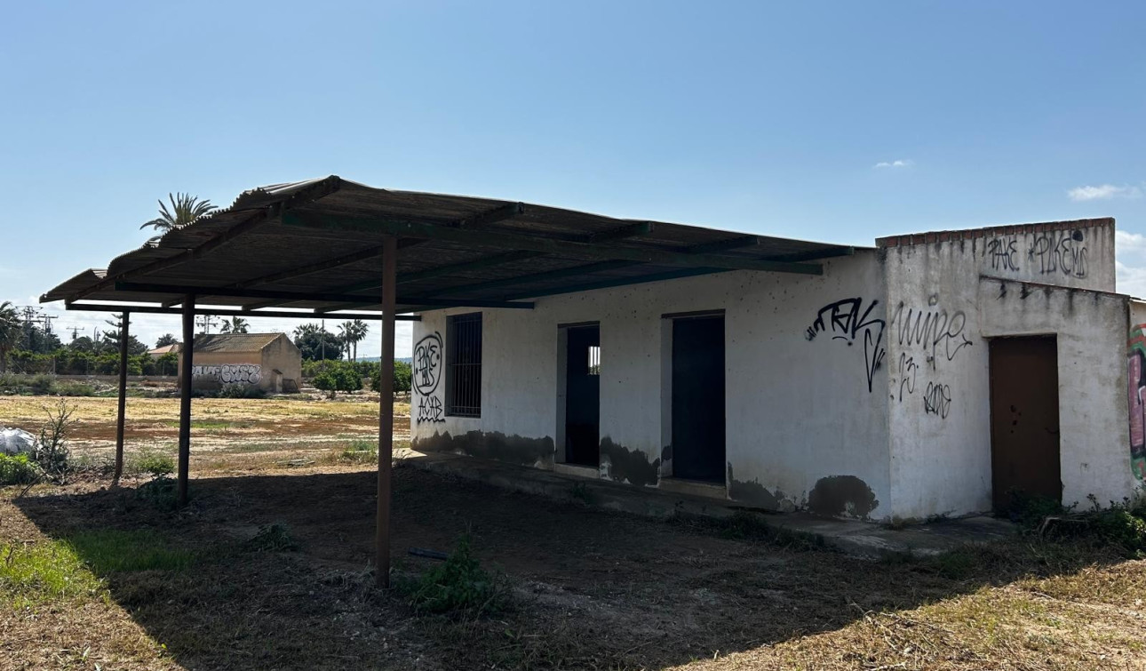Reventa - Parcela / Terreno - San Miguel de Salinas - San Miguel Salinas