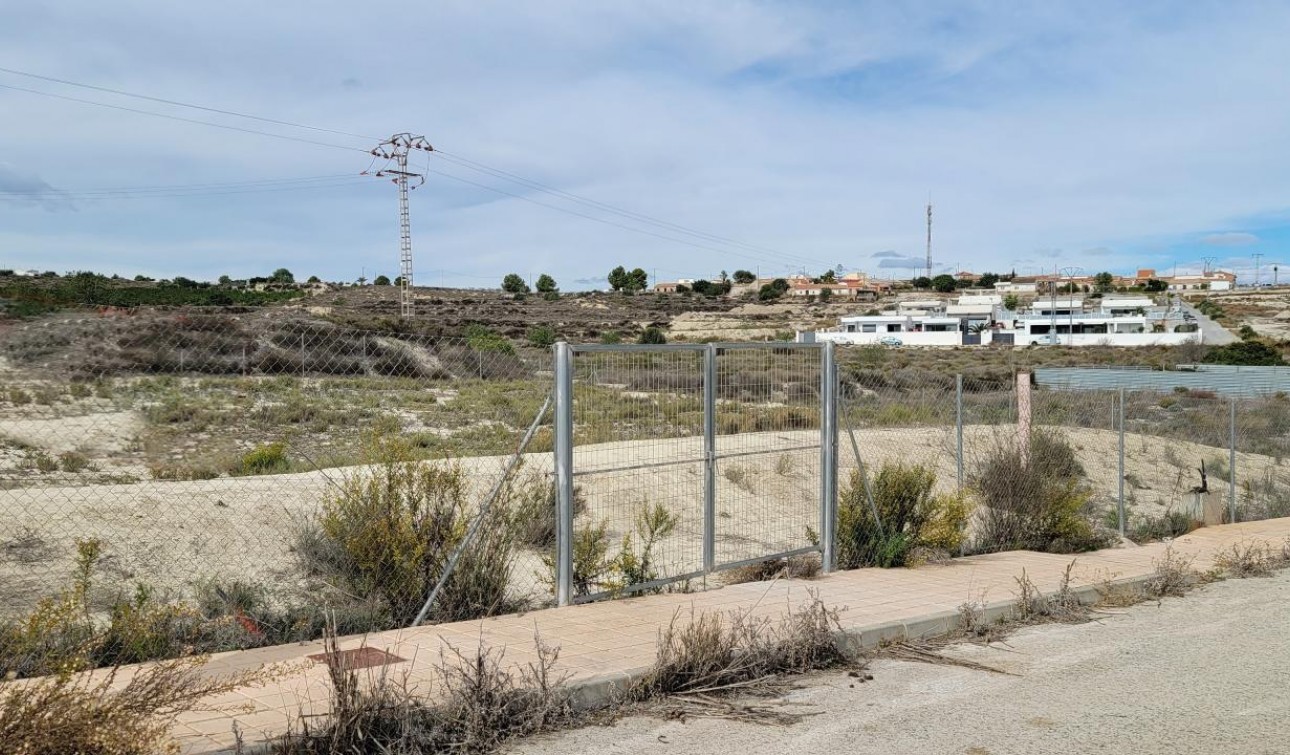 Reventa - Parcela / Terreno - Torremendo