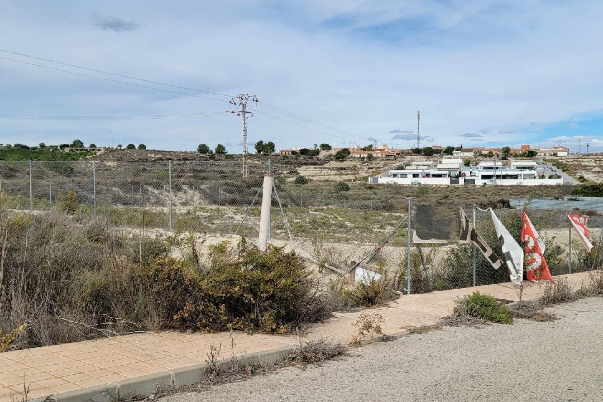 Reventa - Parcela / Terreno - Torremendo