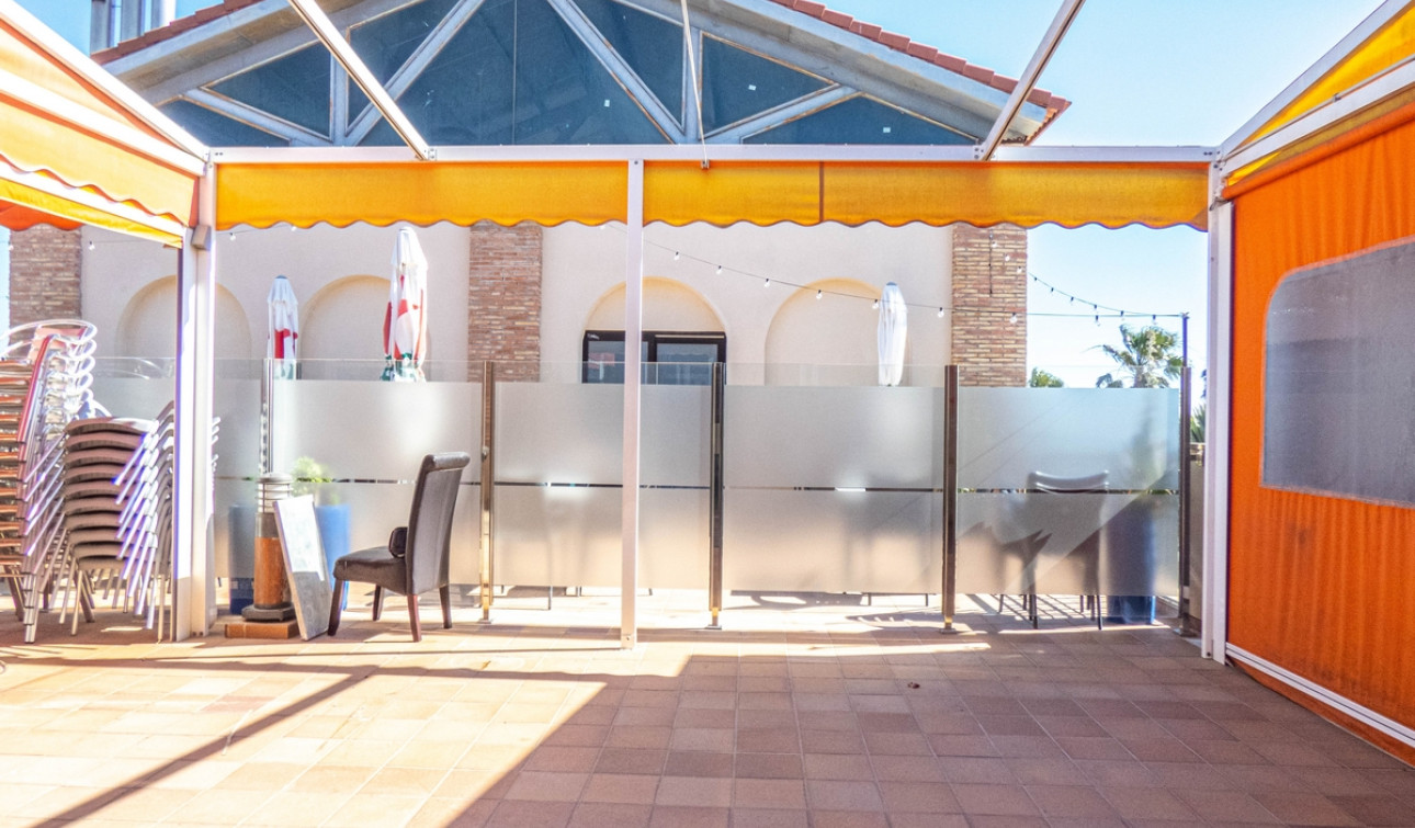 Reventa - Unidad Comercial - Algorfa - La Finca Golf - Algorfa