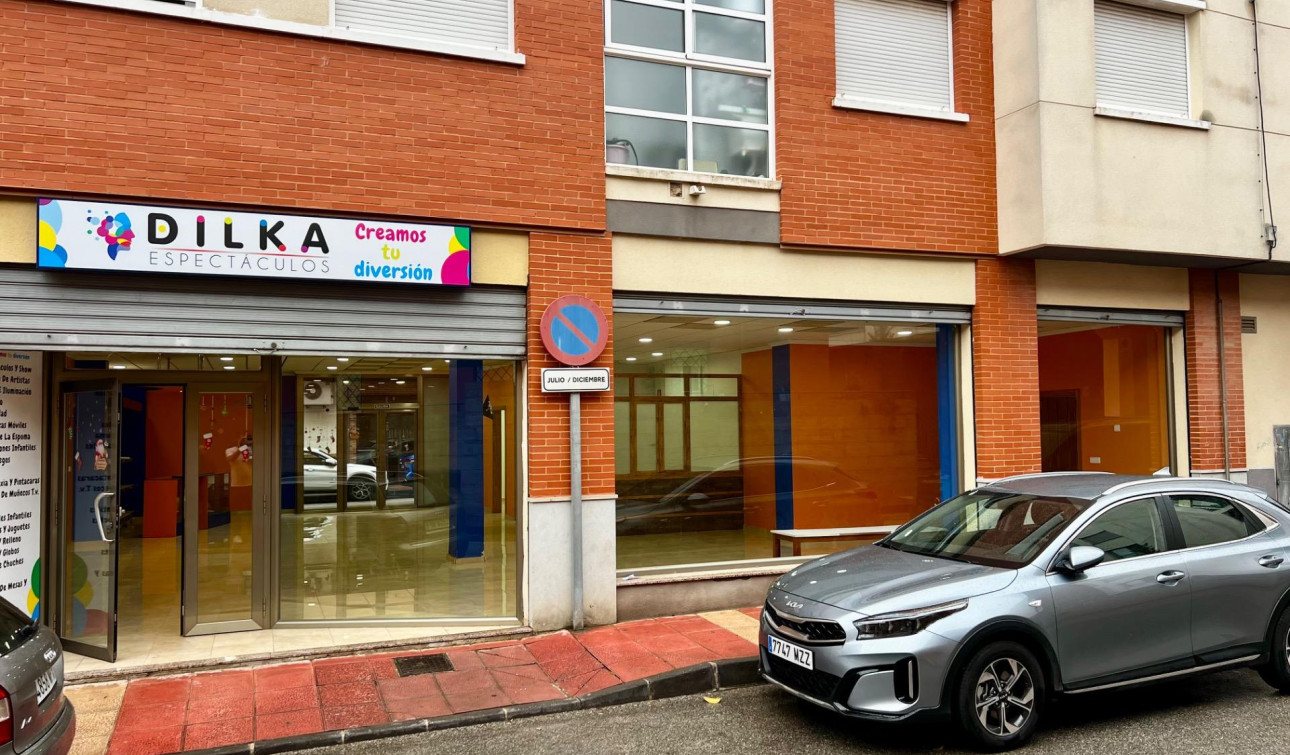 Reventa - Unidad Comercial - Beniel