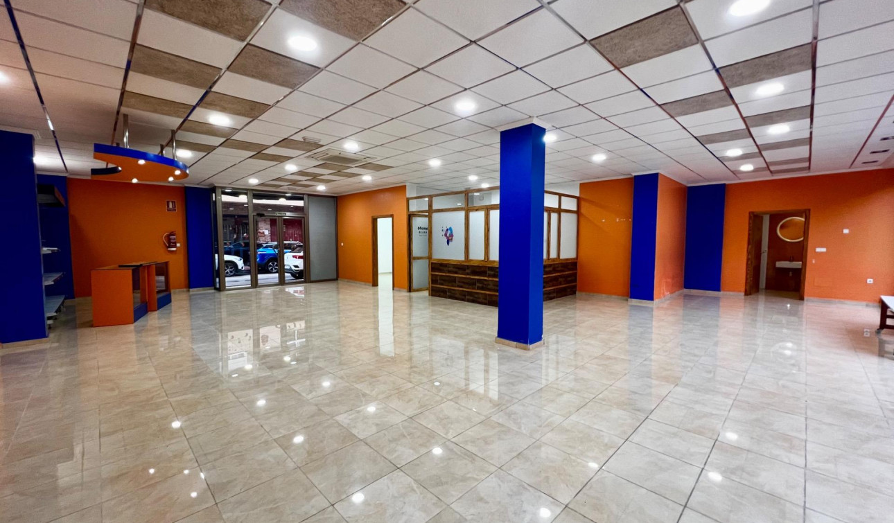 Reventa - Unidad Comercial - Beniel