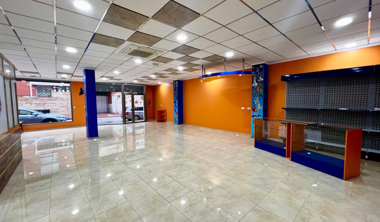 Reventa - Unidad Comercial - Beniel