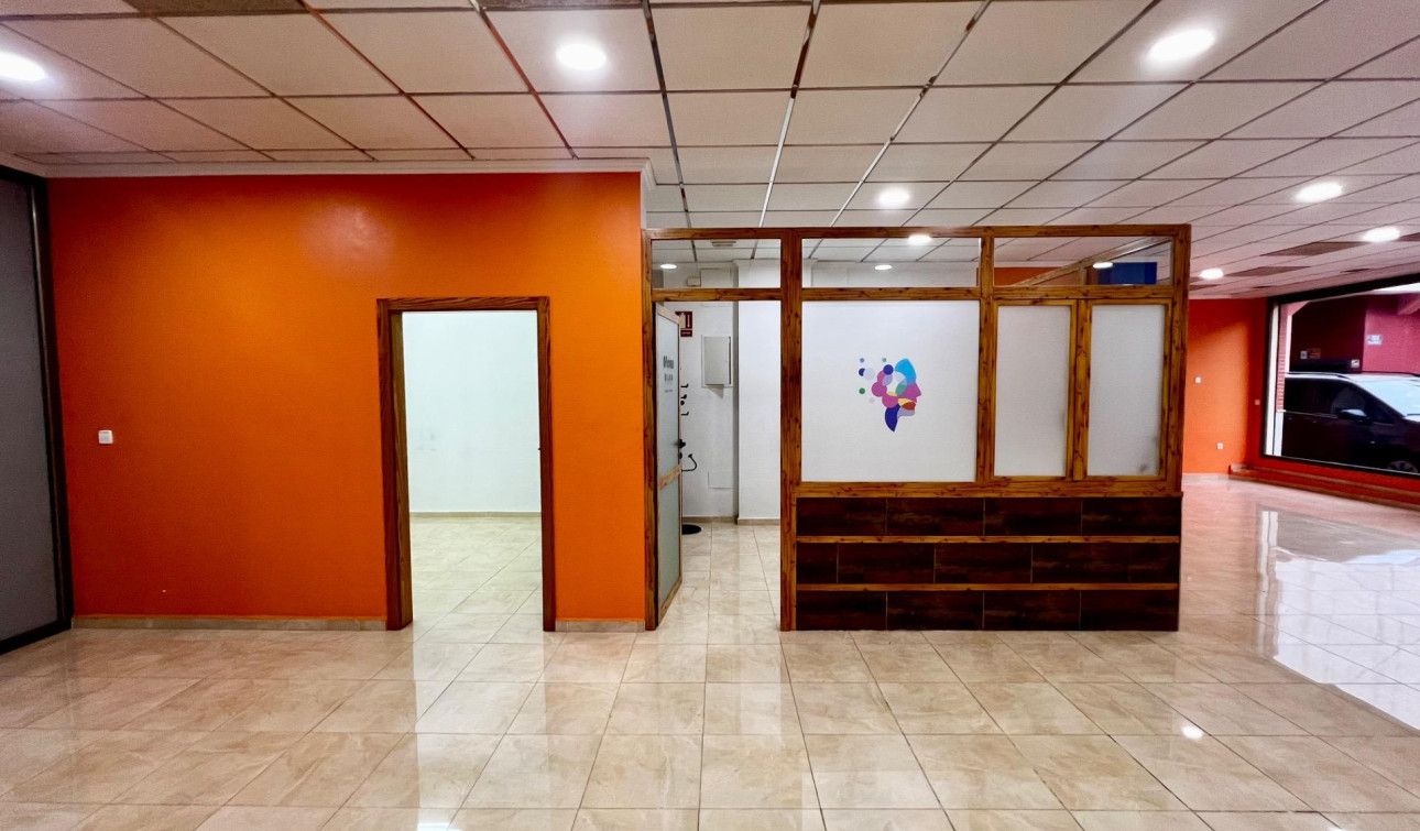 Reventa - Unidad Comercial - Beniel