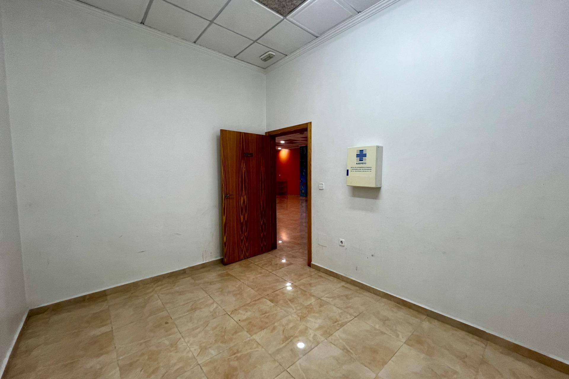 Reventa - Unidad Comercial - Beniel