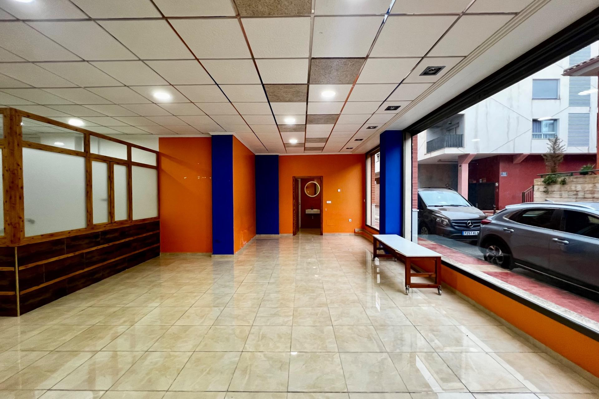 Reventa - Unidad Comercial - Beniel