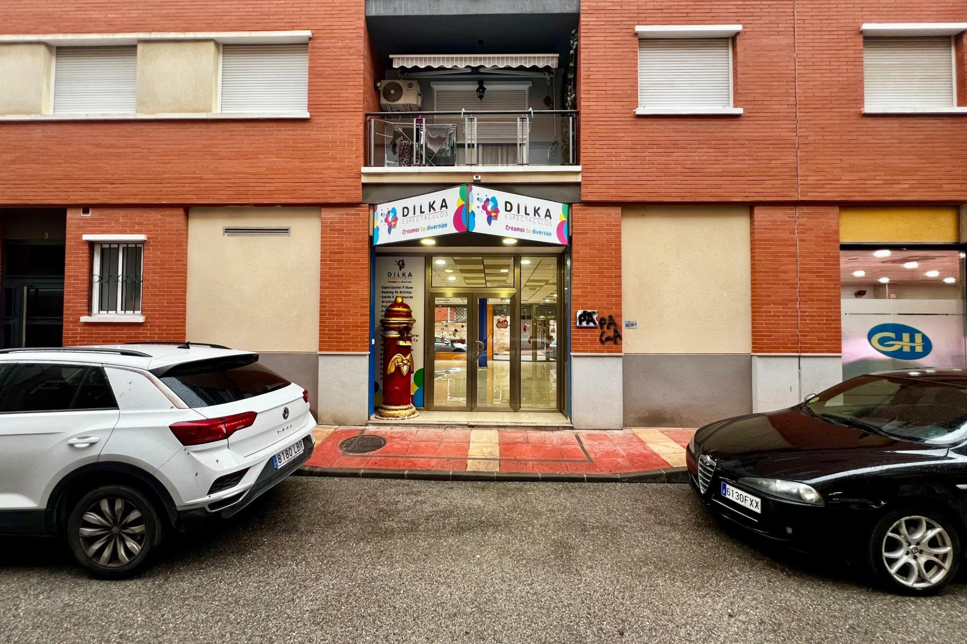 Reventa - Unidad Comercial - Beniel