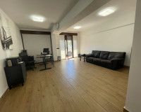 Reventa - Unidad Comercial - Guardamar del Segura - Comunidad Valenciana