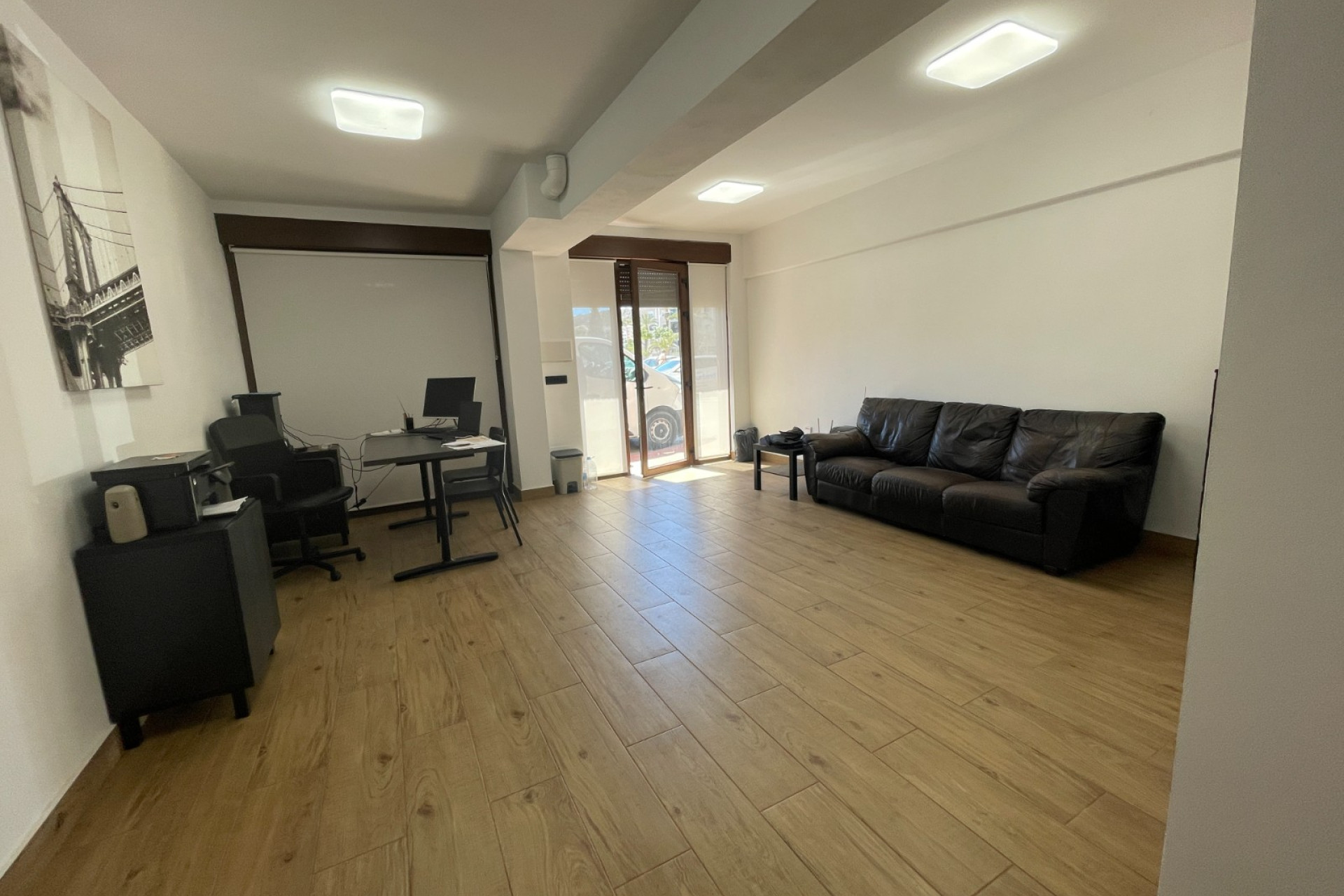 Reventa - Unidad Comercial - Guardamar del Segura - Comunidad Valenciana