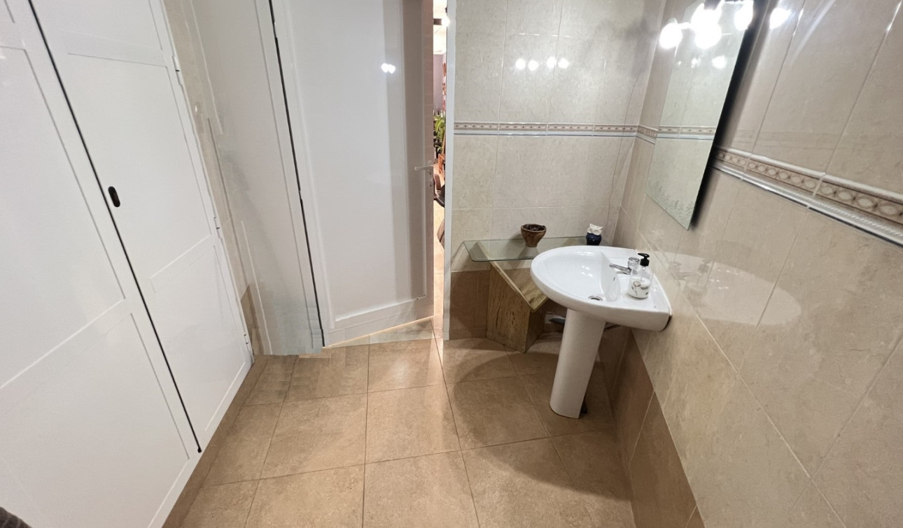 Reventa - Unidad Comercial - Guardamar del Segura